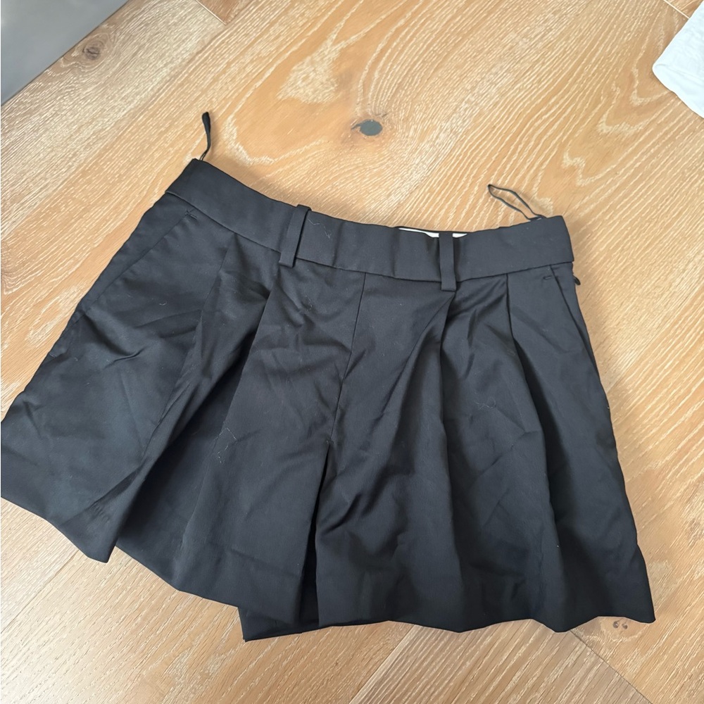 Black COS Pleated Mini Skorts